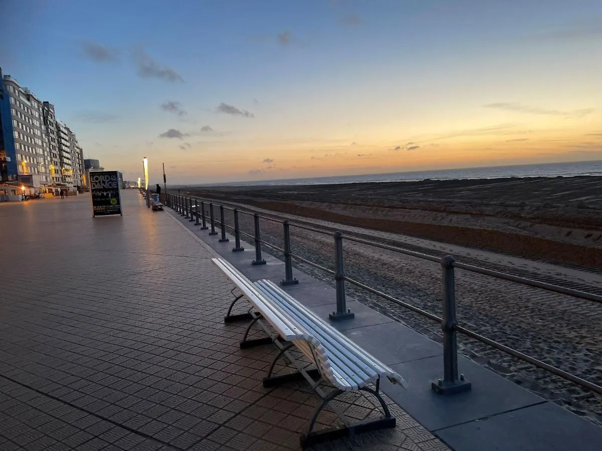 Appartement Studio Met Schitterend Uitzicht Op Oostende - Marijana2